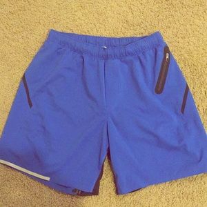 Men’s Lululemon athletica shorts. Size medium.